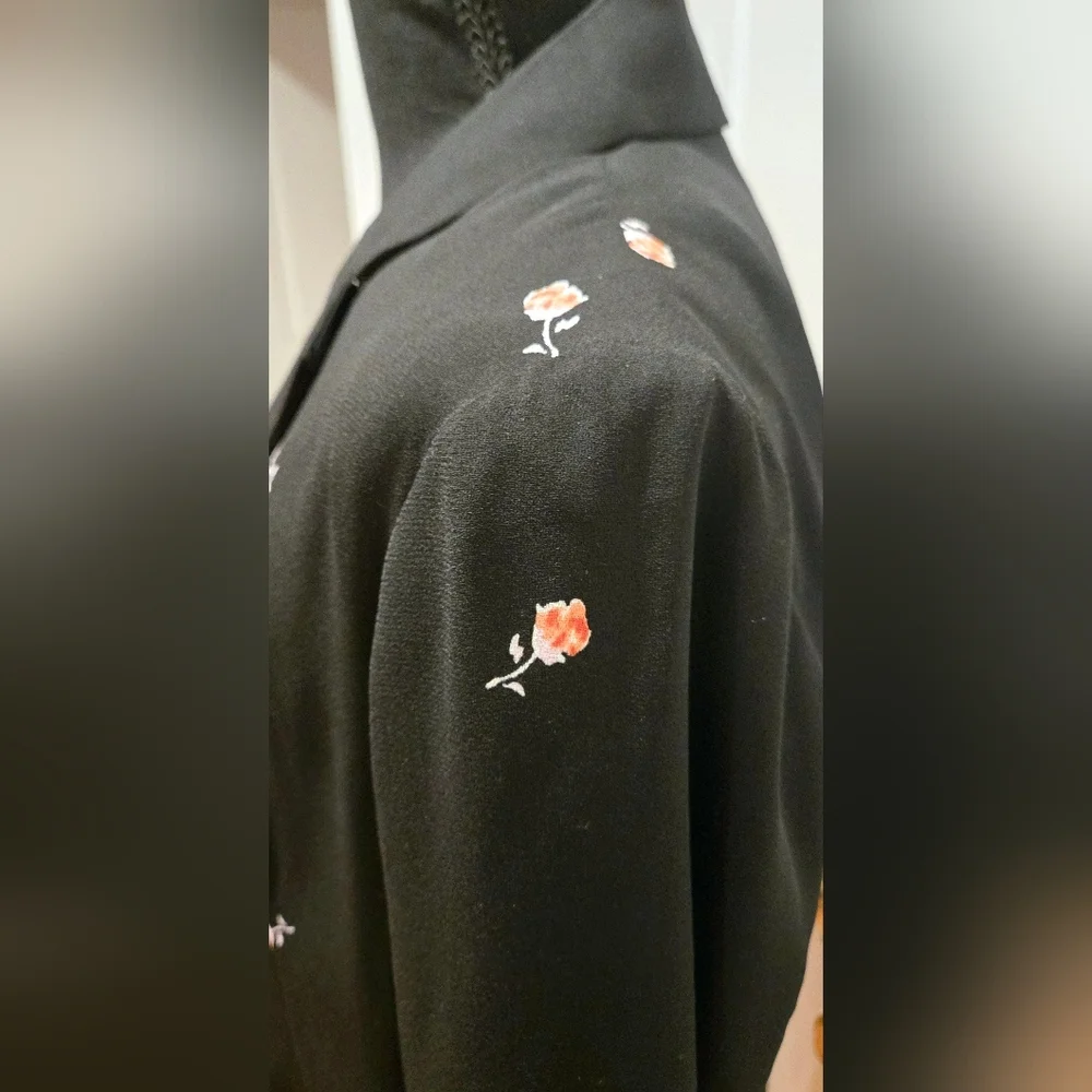 LC LAUREN CONRAD Blazer Black w/ embroidered Rose Detail 🌹 sz XS - Picture 5 of 9